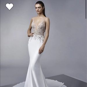 Enzoani Melinda Ivory Wedding Dress